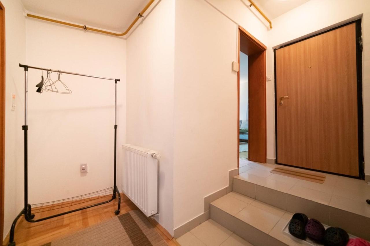 Apartman Yellow House Sarajevo Ngoại thất bức ảnh